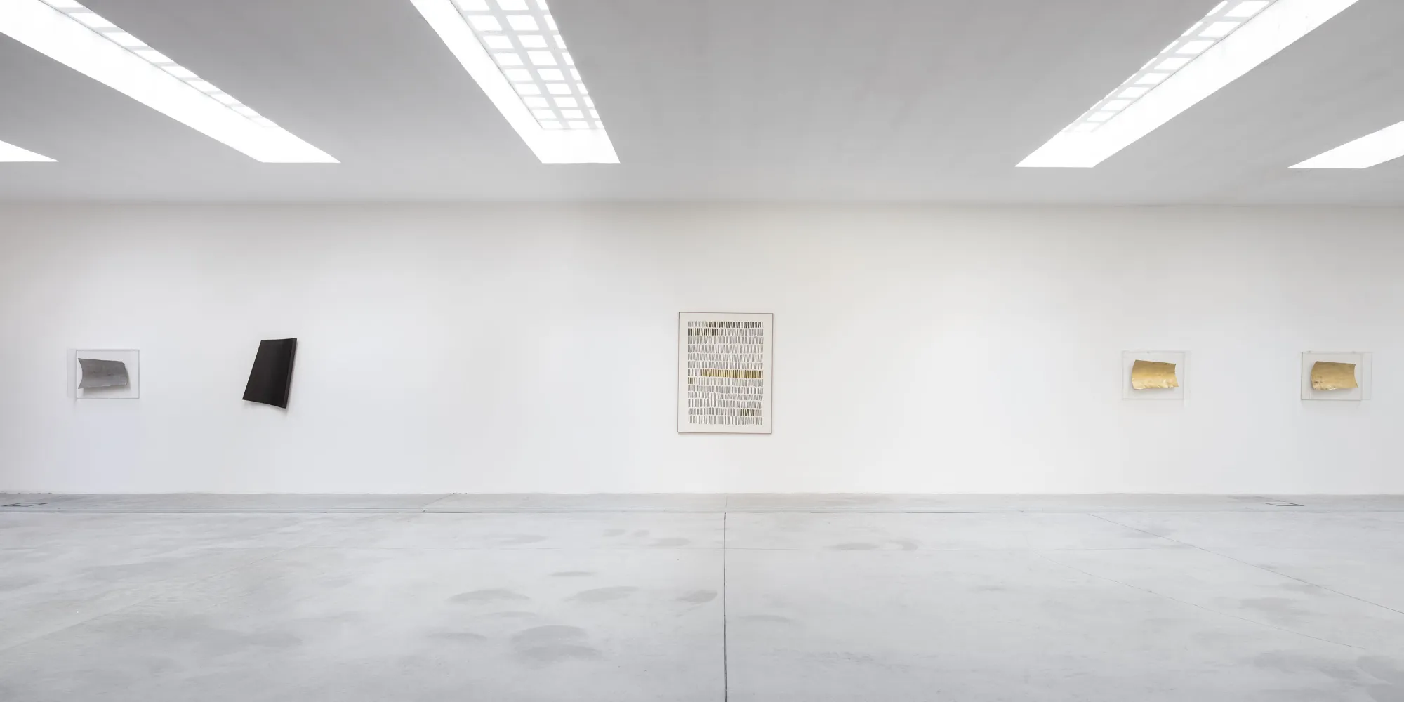 Arturo Vermi. Figure in un tempo-spazio, installation view. Photo: Agostino Osio, Alto//Piano Studio, Milano