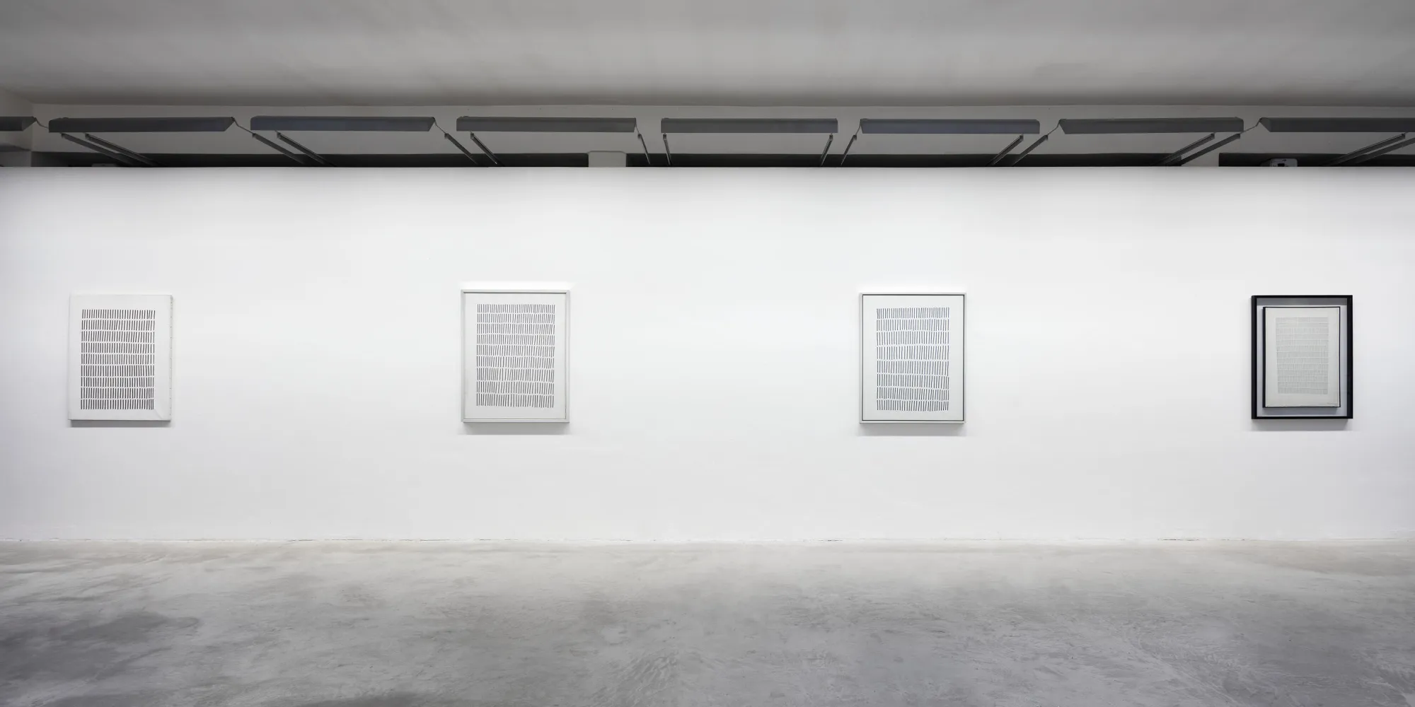 Arturo Vermi. Figure in un tempo-spazio, installation view. Photo: Agostino Osio, Alto//Piano Studio, Milano