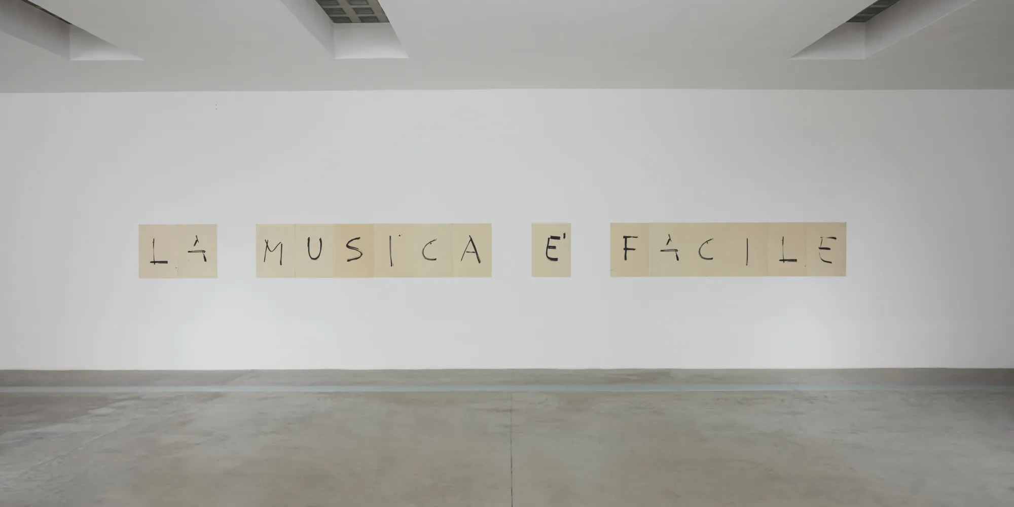 Pentachiari, Frittelli arte contemporanea, installation view. Photo: Agostino Osio, Alto//Piano Studio, Milano.