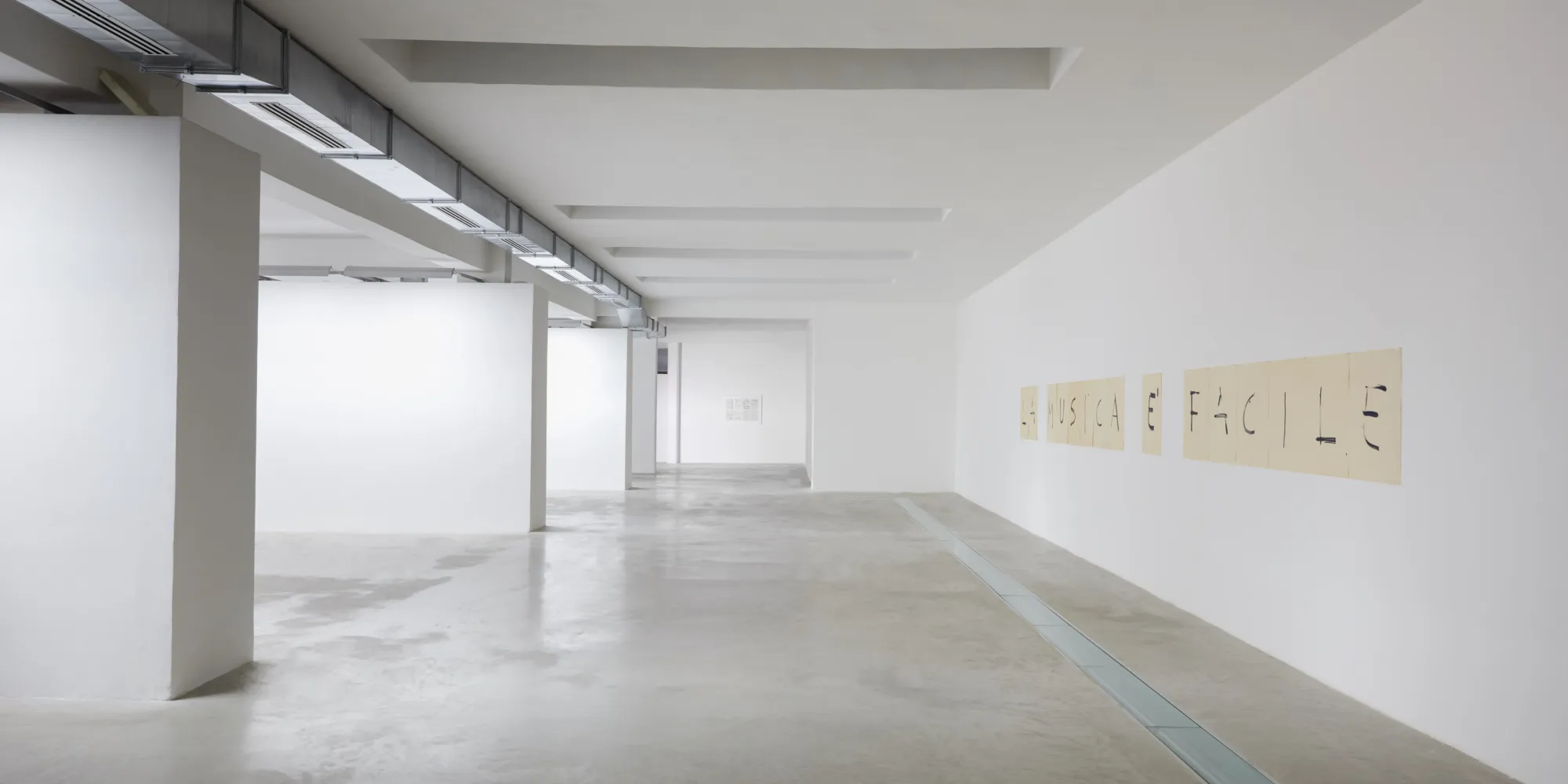 Pentachiari, Frittelli arte contemporanea, installation view. Photo: Agostino Osio, Alto//Piano Studio, Milano.