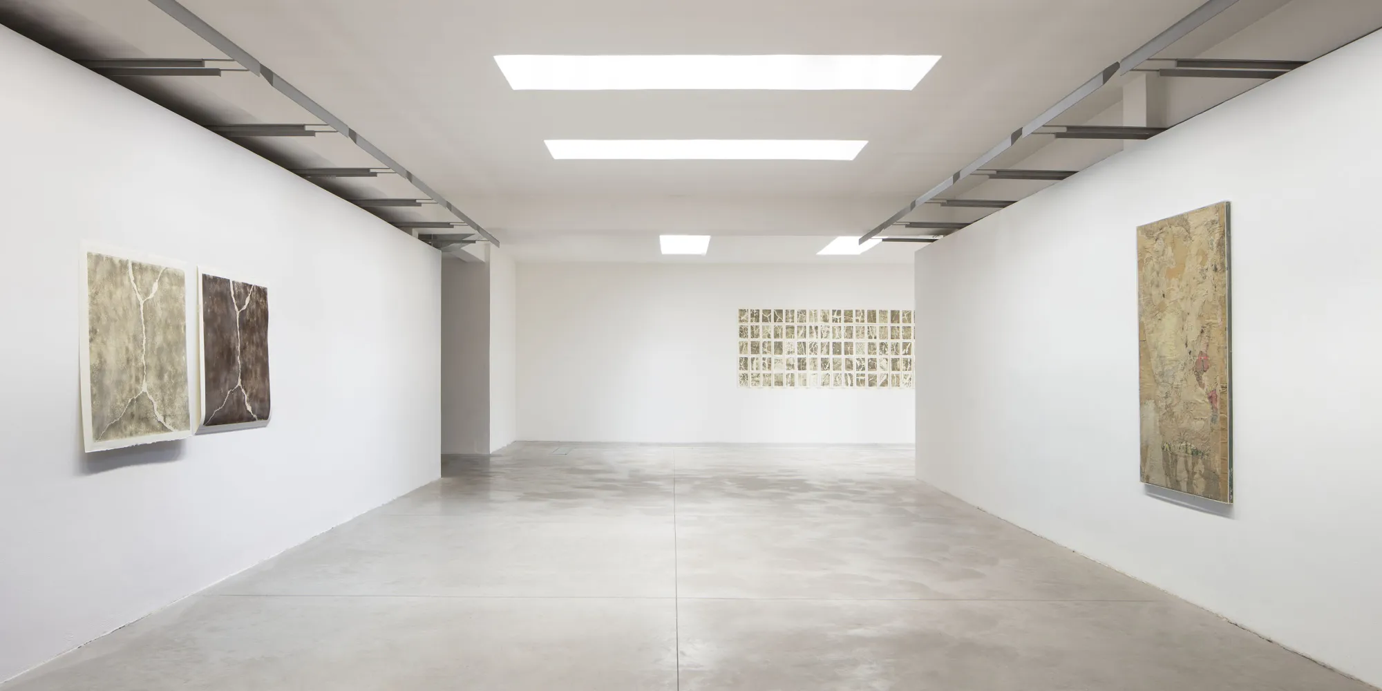 Urban Papers. Rotella, Masi, Francolino, installation view. Photo: Agostino Osio – Alto//Piano Studio, Milano