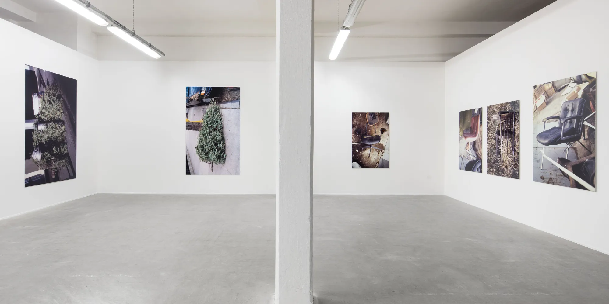 Paola Di Bello. Homeless' home, installation view. Photo: Agostino Osio, Alto//Piano Studio